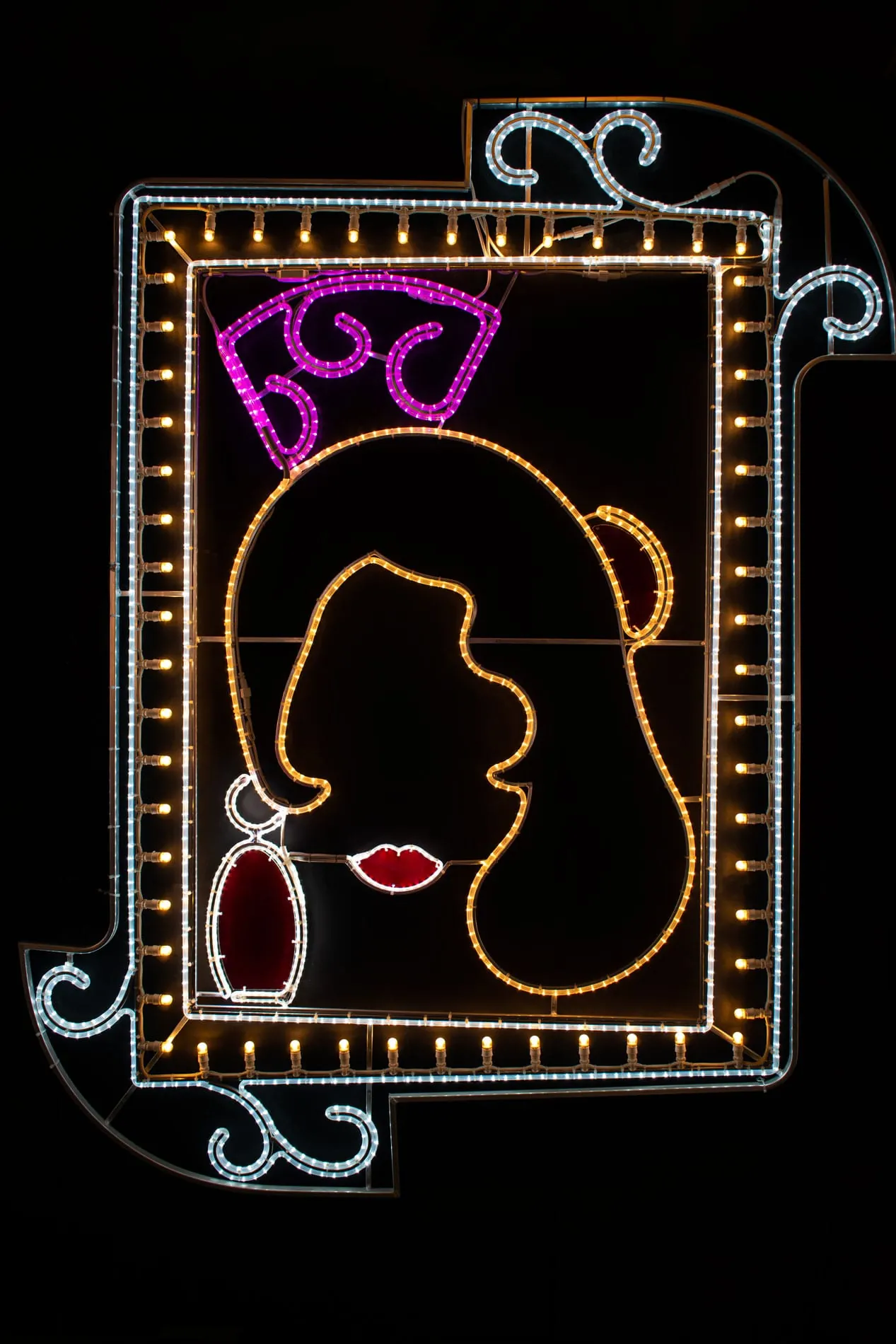 Flamenco dancer's face motif — Fairs